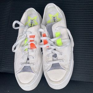 Converse low top